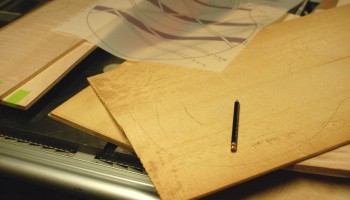 Work table with tops