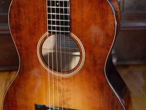 A spuce guitar top showing the sunburst toning